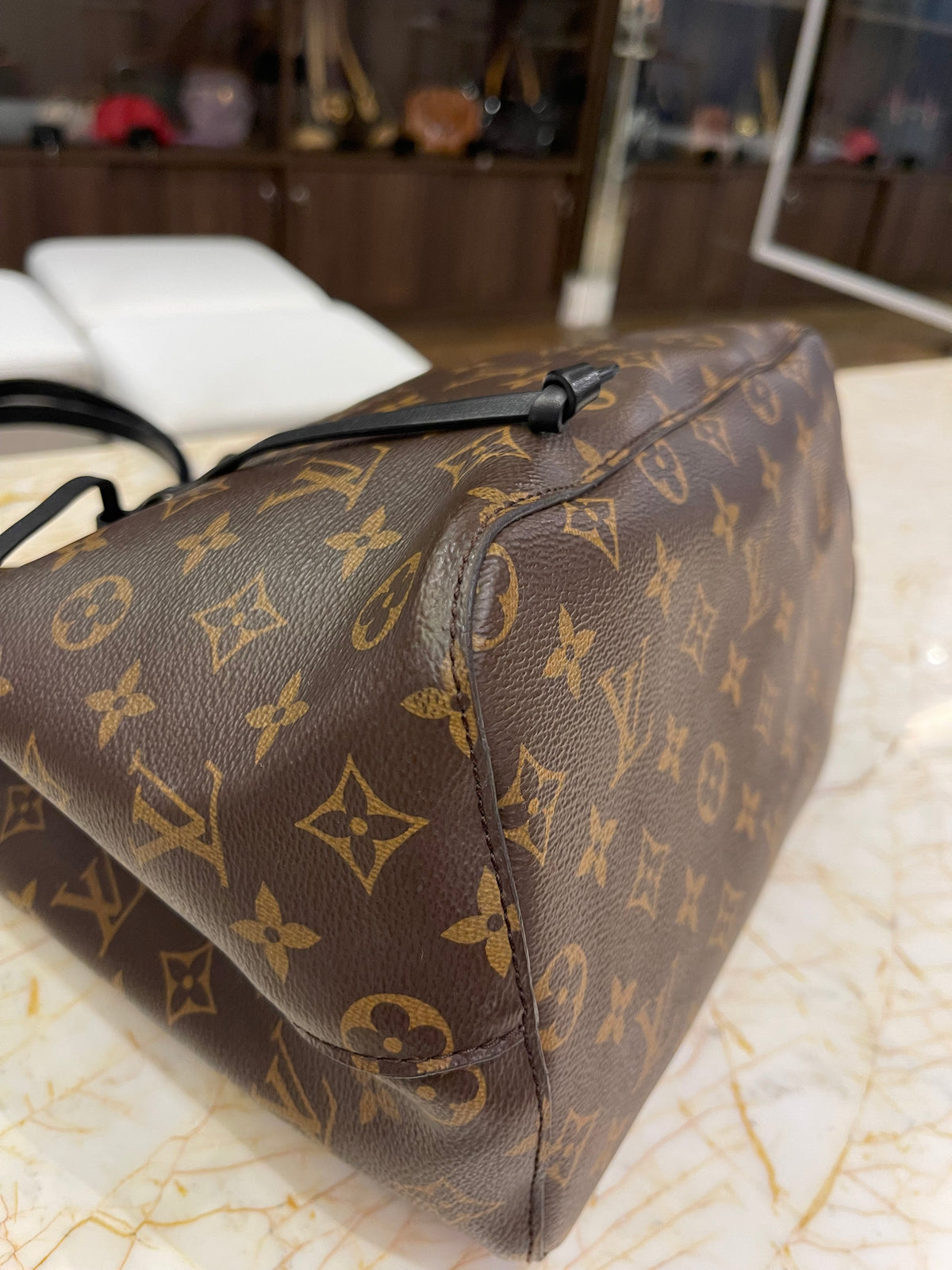 Louis Vuitton NéoNoé MM Monogram
