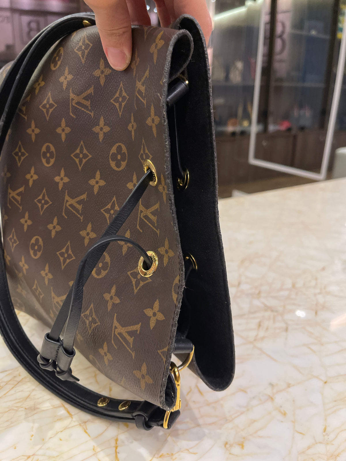 Louis Vuitton NéoNoé MM Monogram