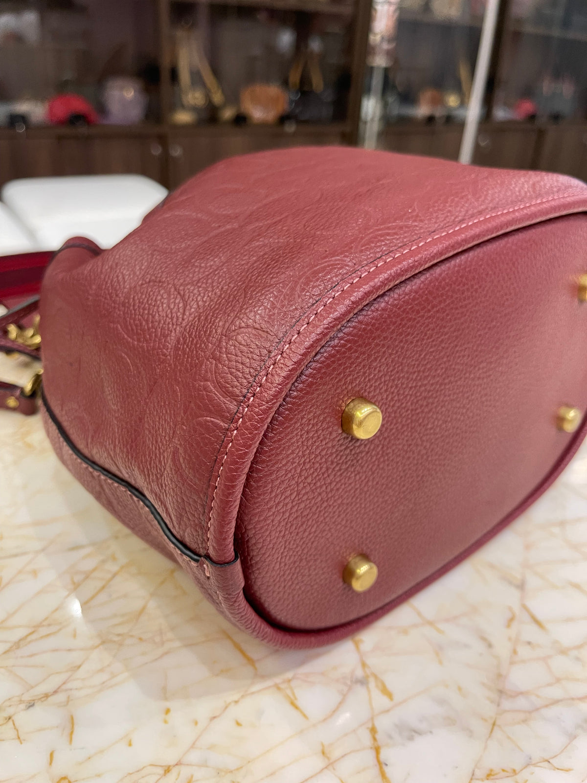 Coach Field Bucket Bag Vinho