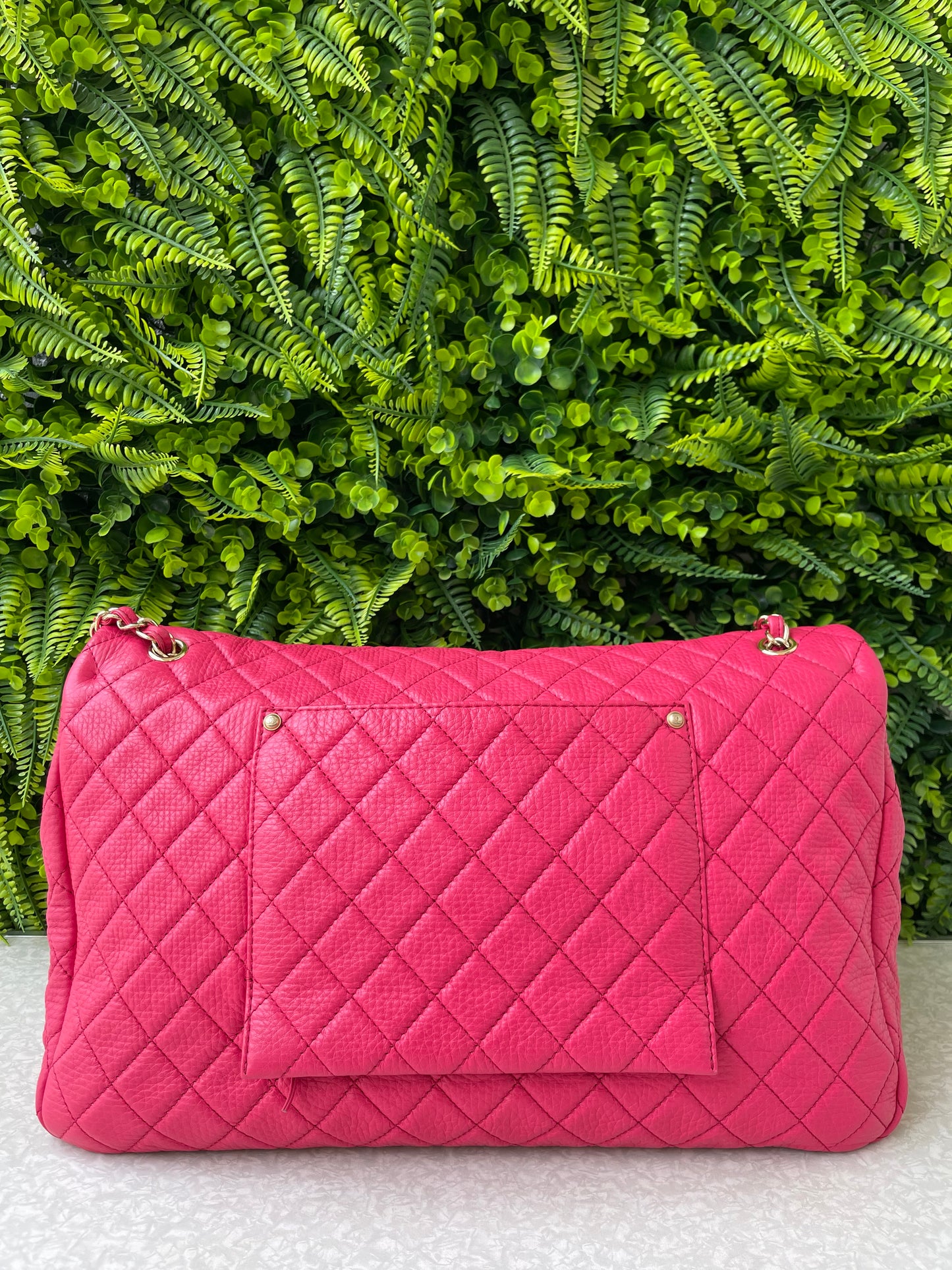 Chanel XXL Travel Classic Single Flap Rosa