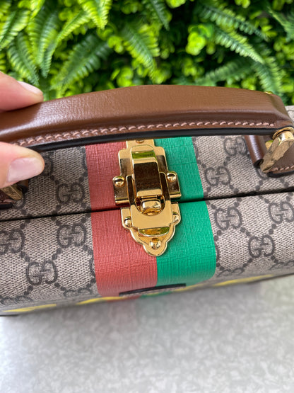 Gucci GG Supreme Fake/Not Suitcase