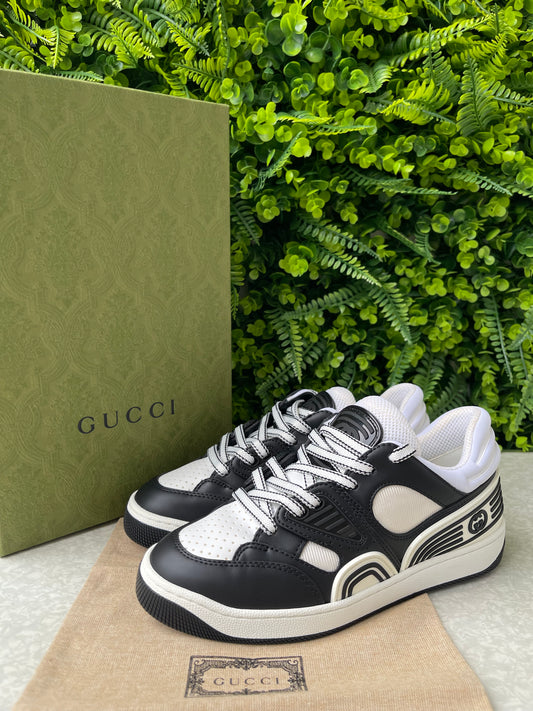 Tênis Gucci Basket Low Top Preto e Branco
