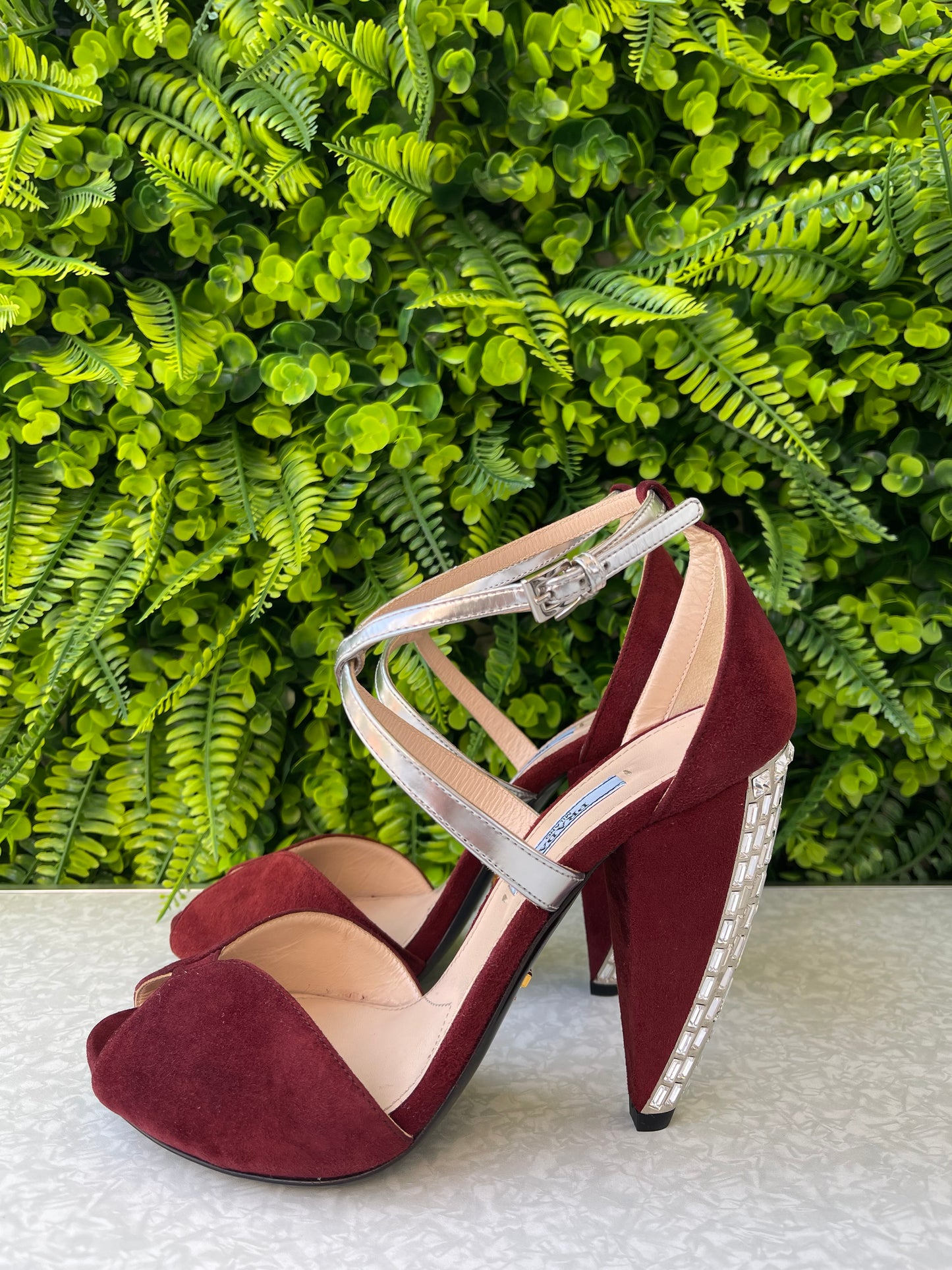 Sandália Prada Suede Vinho
