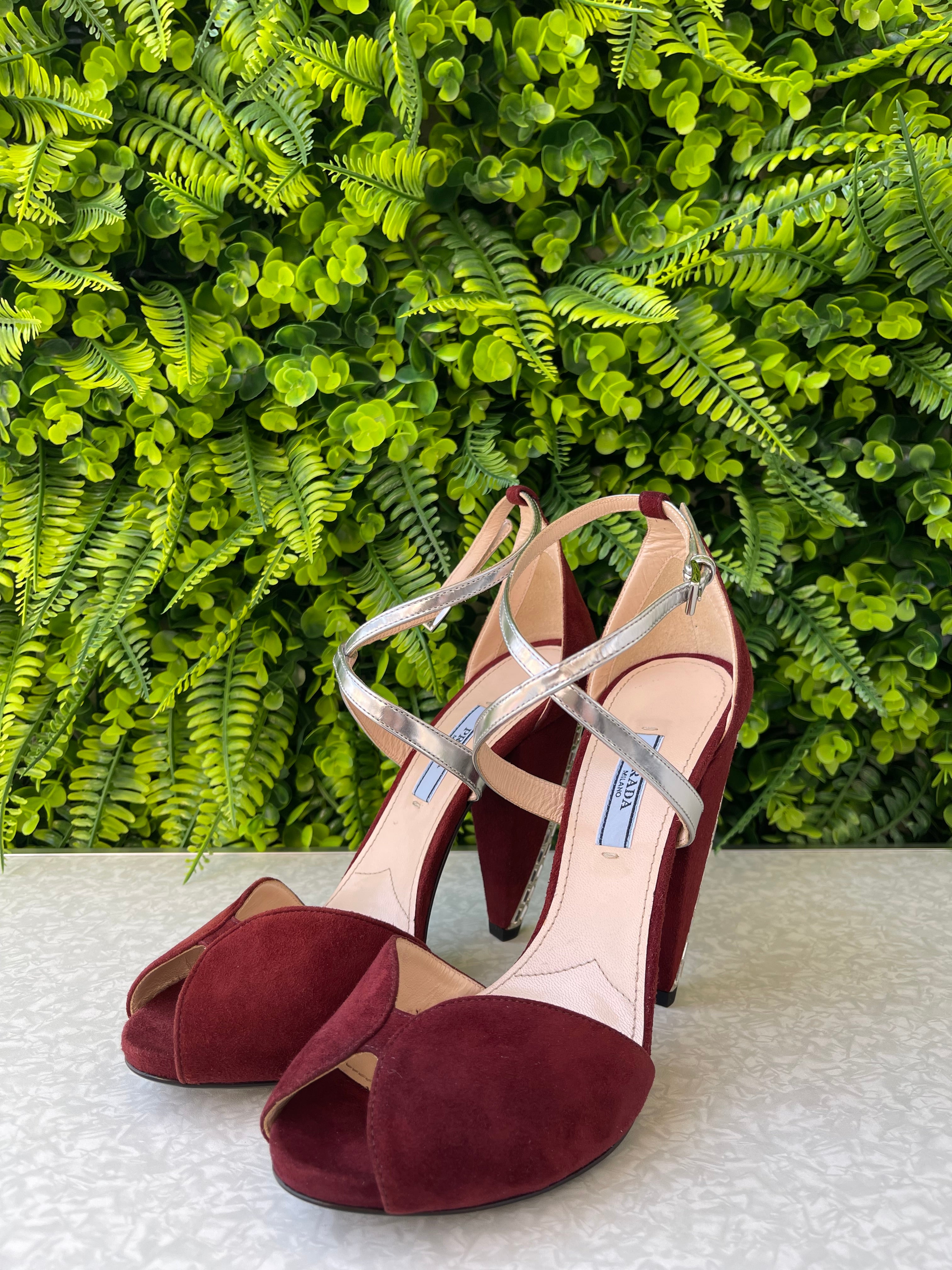Sandália Prada Suede Vinho – Bela Shop