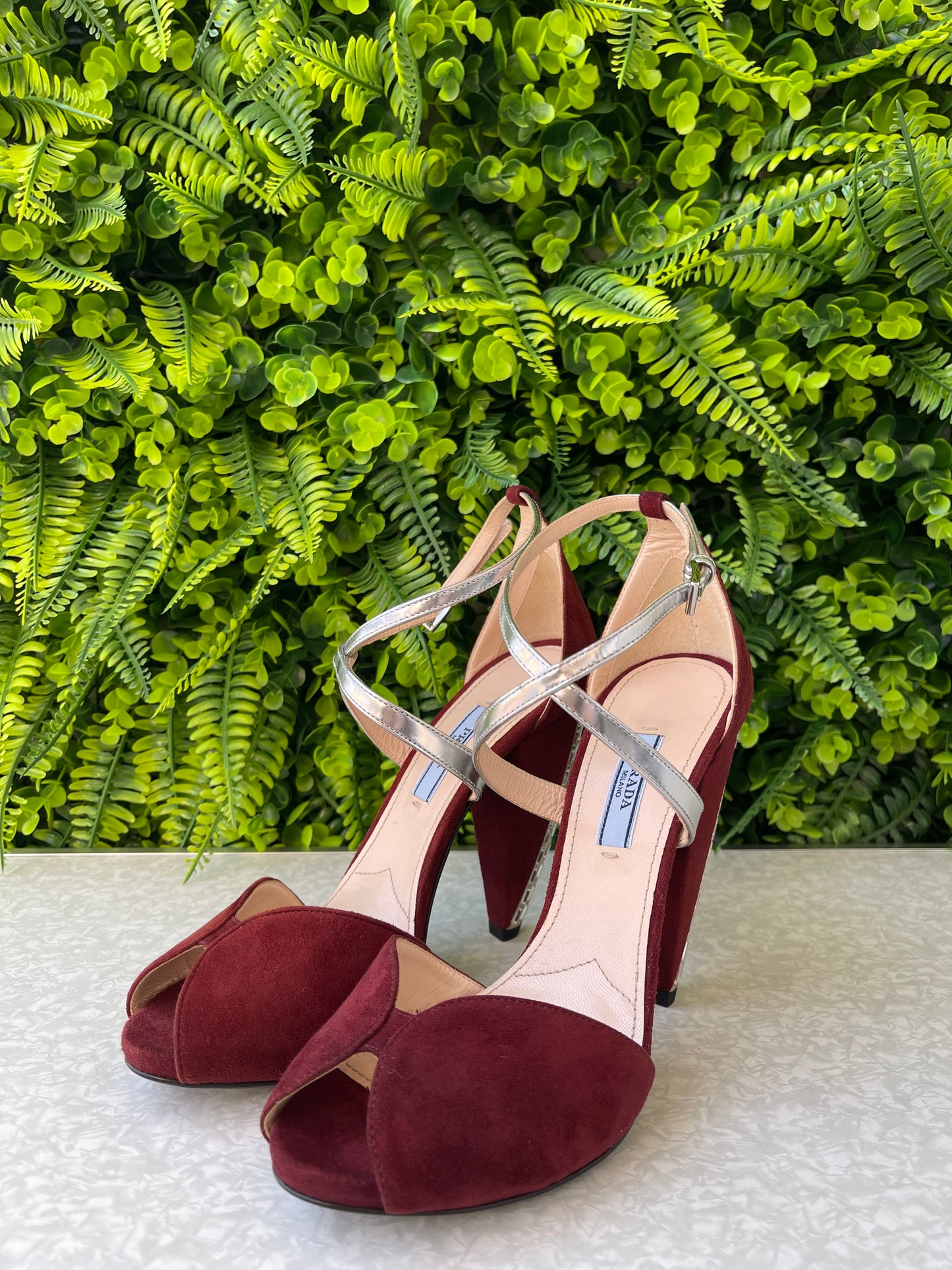 Sandália Prada Suede Vinho