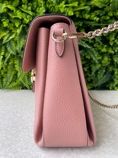 Gucci Interlocking G em Couro Rosa