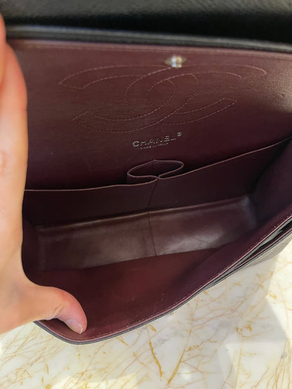 Chanel Classic Double Flap Couro Caviar Jumbo