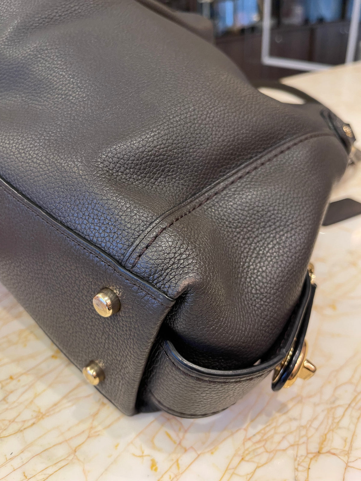 Coach Edie 31 Shoulder Bag Marrom