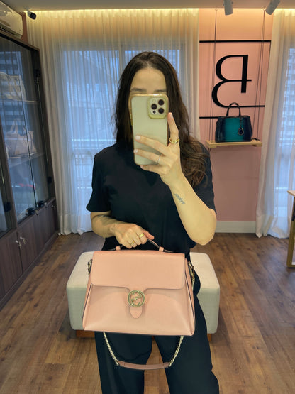 Gucci Interlocking G em Couro Rosa