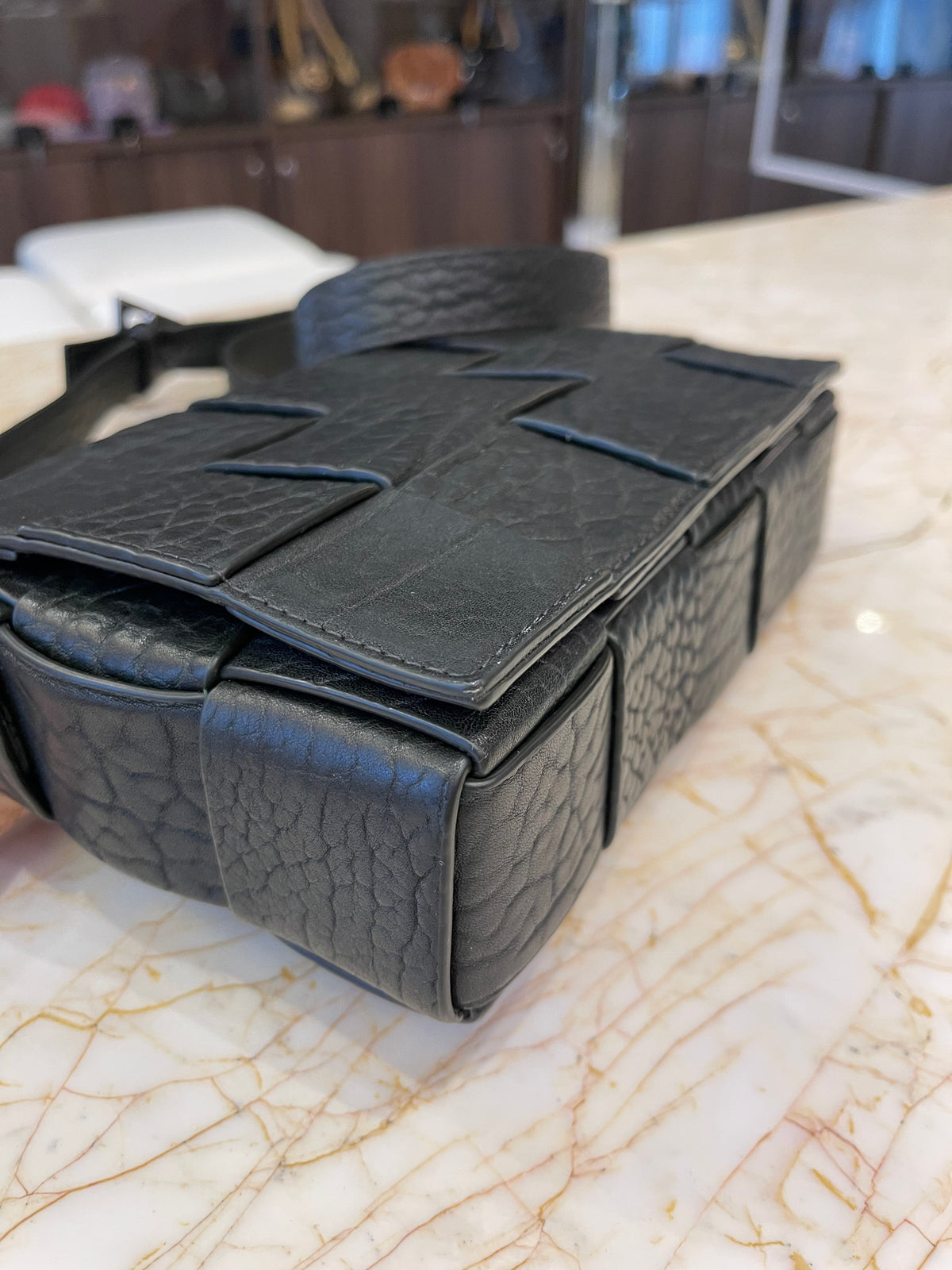 Bottega Veneta Cassette em Couro Texturizado
