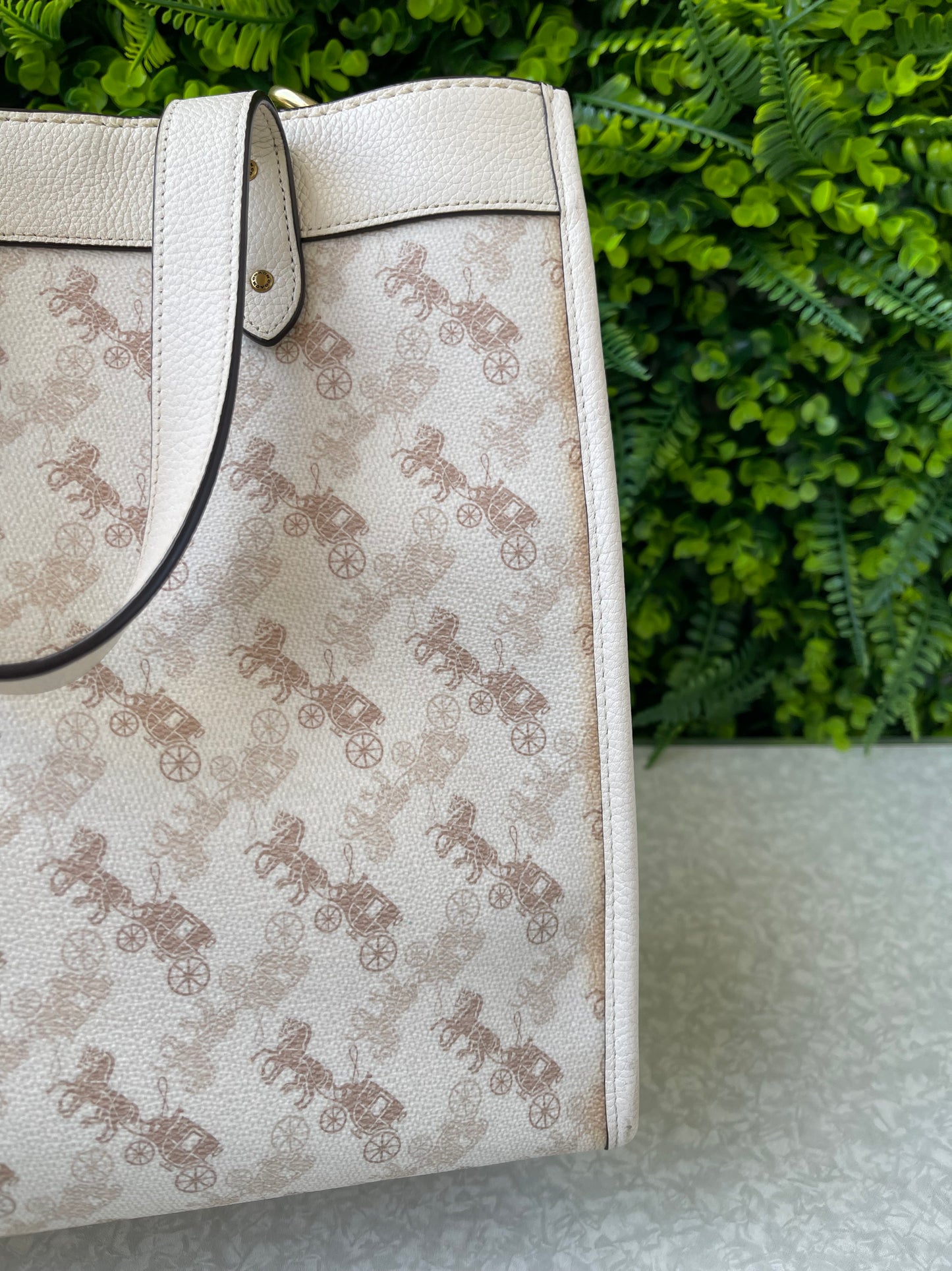 Coach Field Horse and Carriage Tote Bag