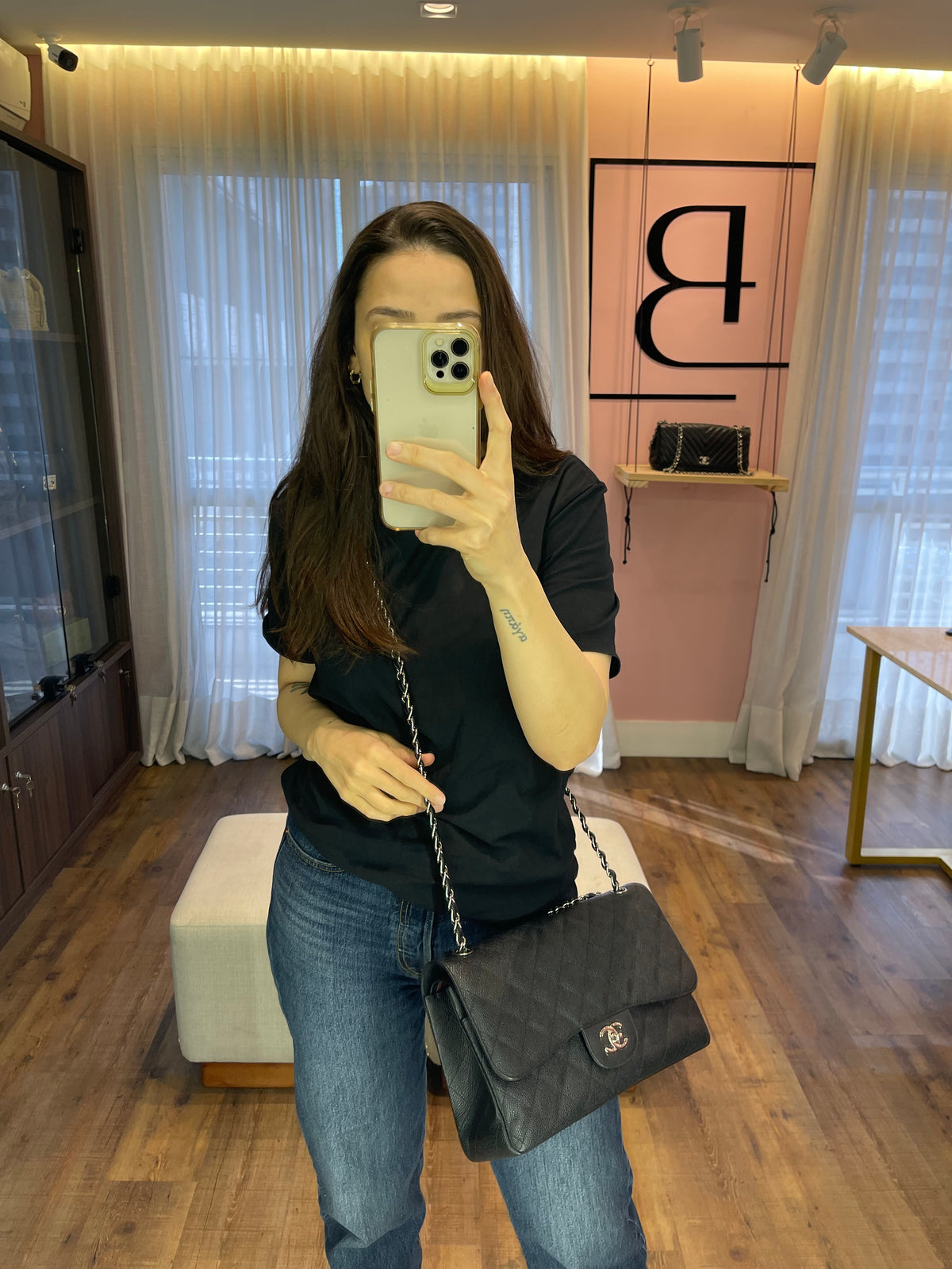 Chanel Classic Double Flap Couro Caviar Jumbo