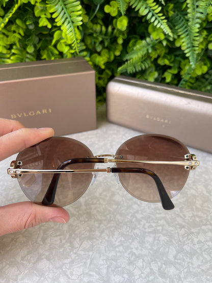 Óculos de Sol Bvlgari Round Frame