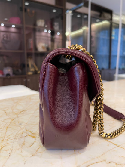 Saint Laurent Loulou em Couro Matelassê Bordô