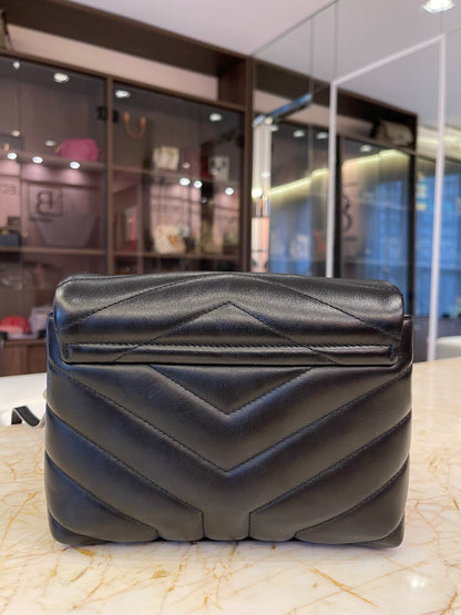 Saint Laurent Loulou Toy Preta