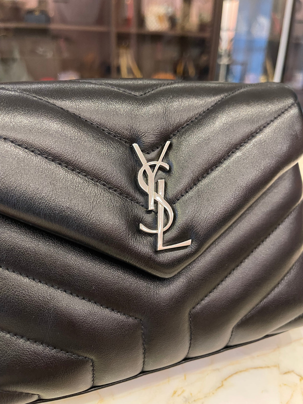 Saint Laurent Loulou Toy Preta