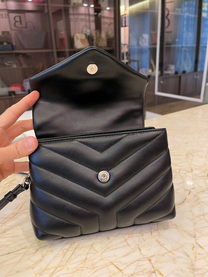 Saint Laurent Loulou Toy Preta