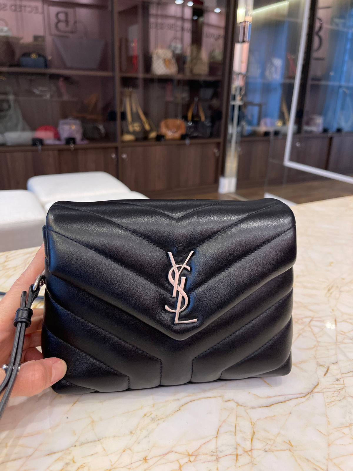 Saint Laurent Loulou Toy Preta