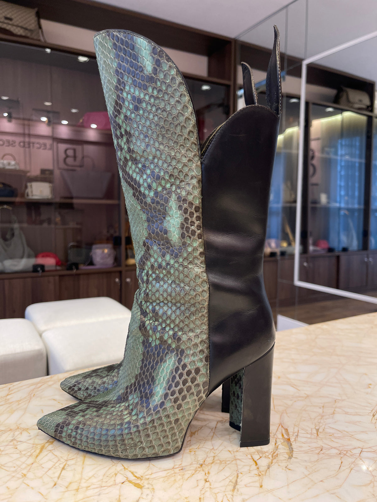 Bota Louis Vuitton Poker Face Python
