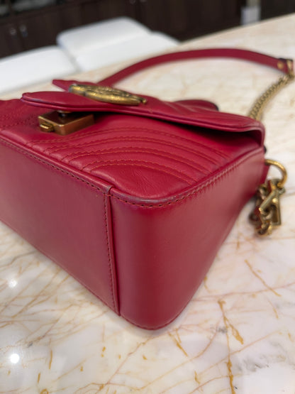 Gucci Marmont Mini Top Handle Vermelha