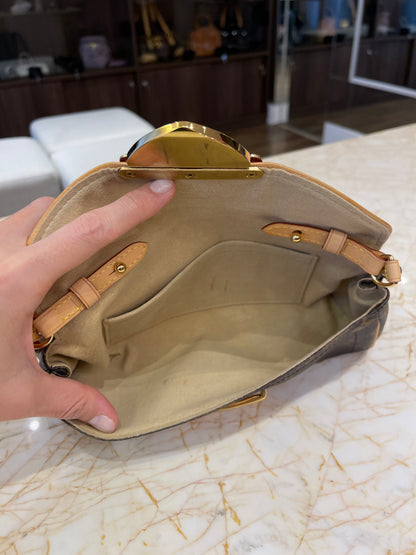 Louis Vuitton Beverly Monogram
