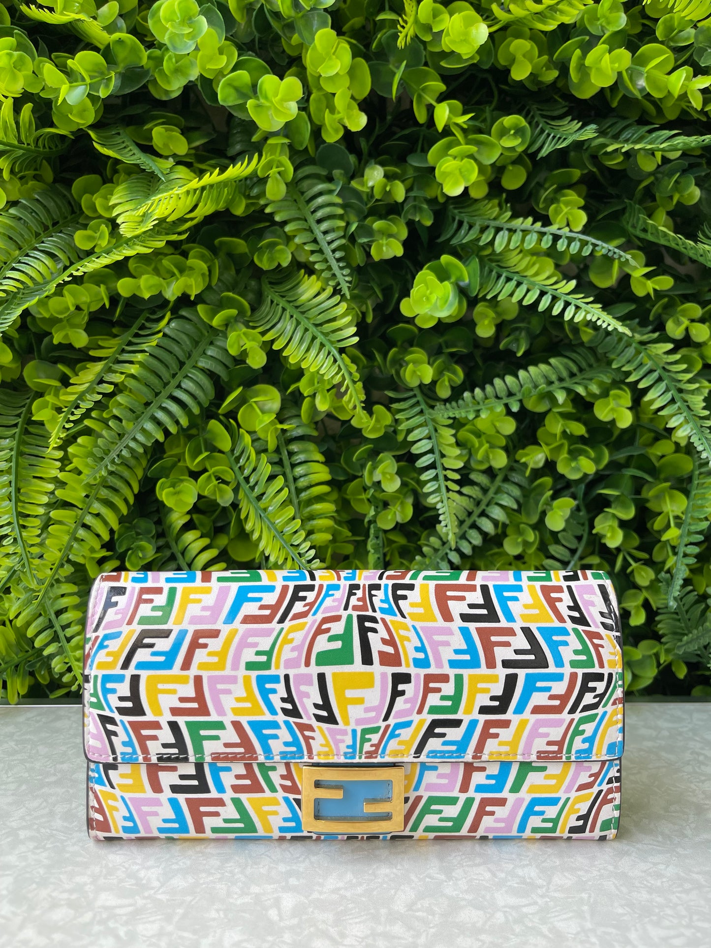 Carteira Fendi Baguette Vertigo Multicolor