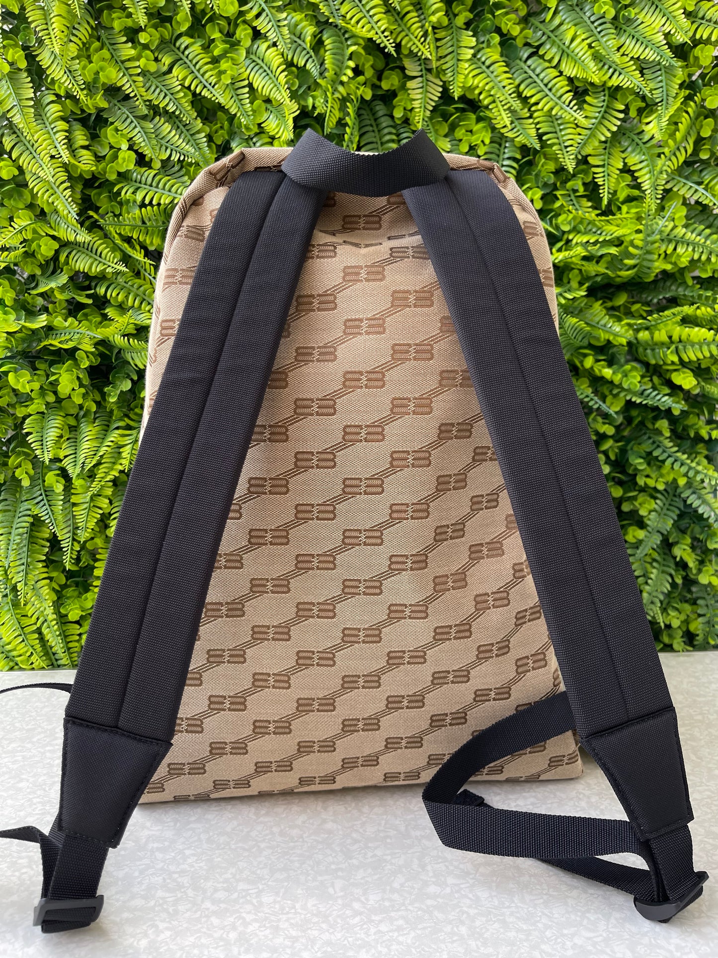 Mochila Balenciaga BB Monogram