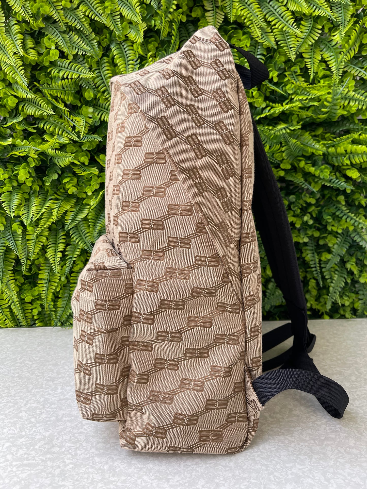 Mochila Balenciaga BB Monogram
