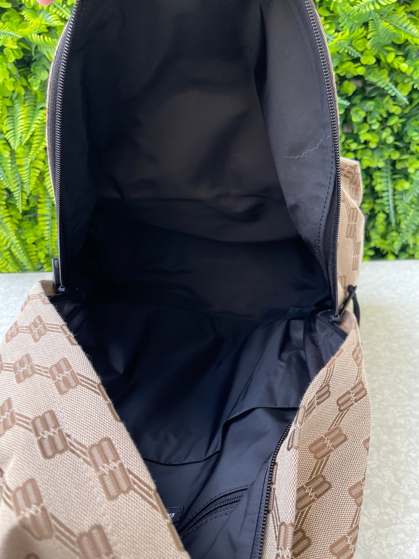 Mochila Balenciaga BB Monogram