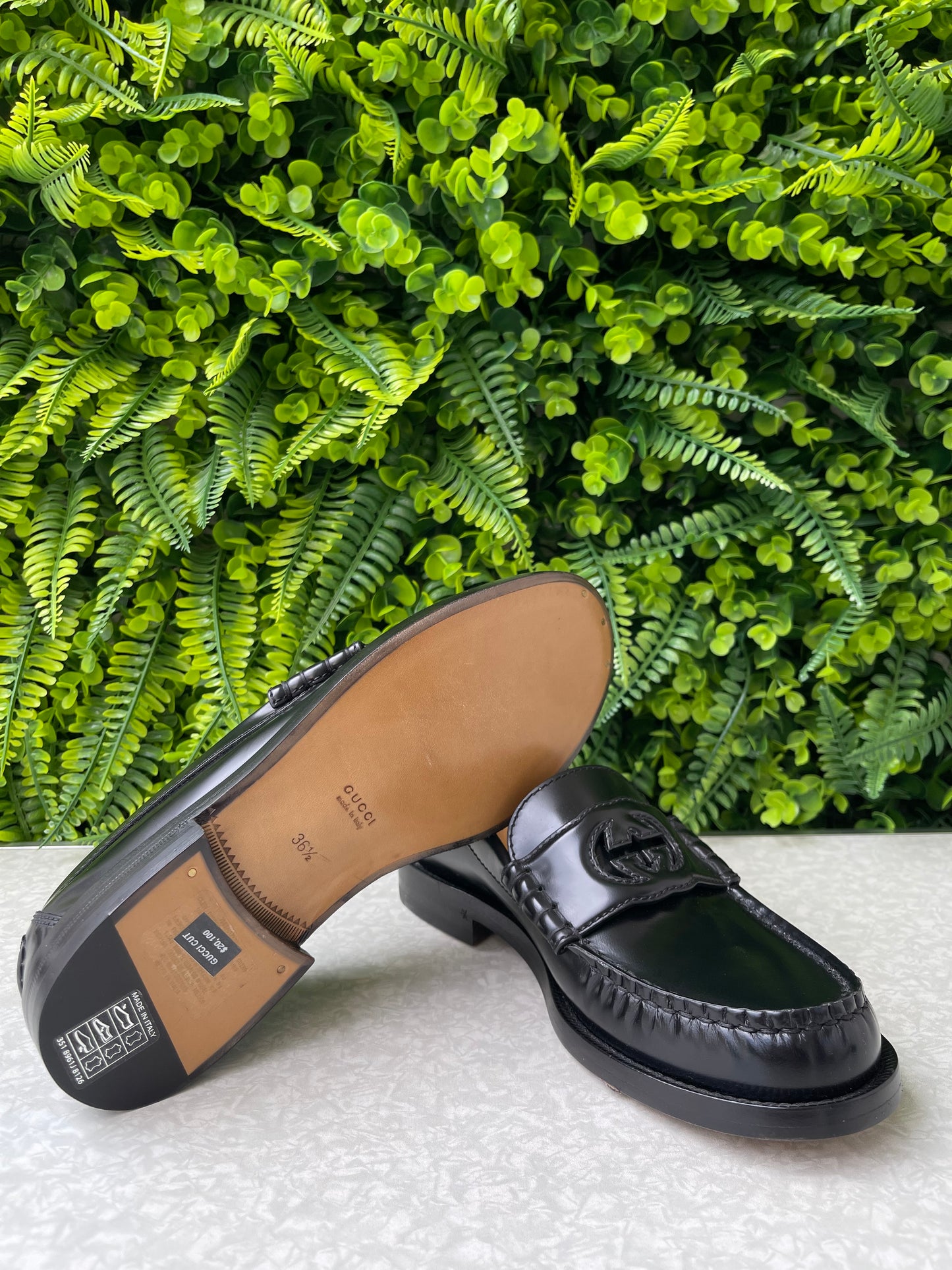 Mocassim Gucci Interlocking G Logo Leather Preto