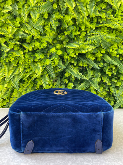 Mochila Gucci Marmont Dome Velvet Azul