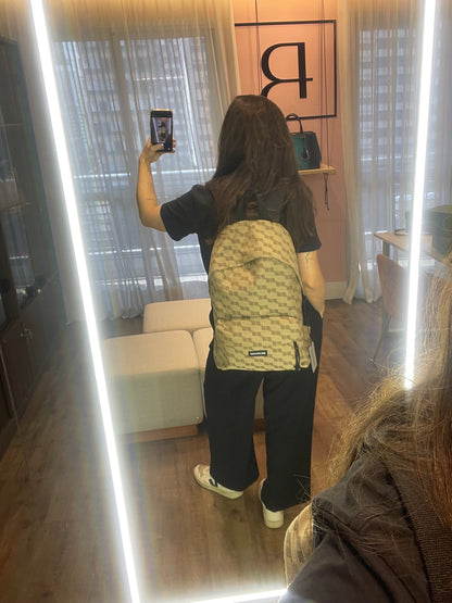 Mochila Balenciaga BB Monogram