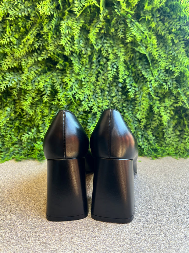 Sapato Gucci Salto Médio Horsebit Preto