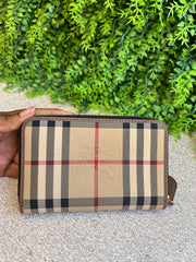 Carteira Burberry Haymarket