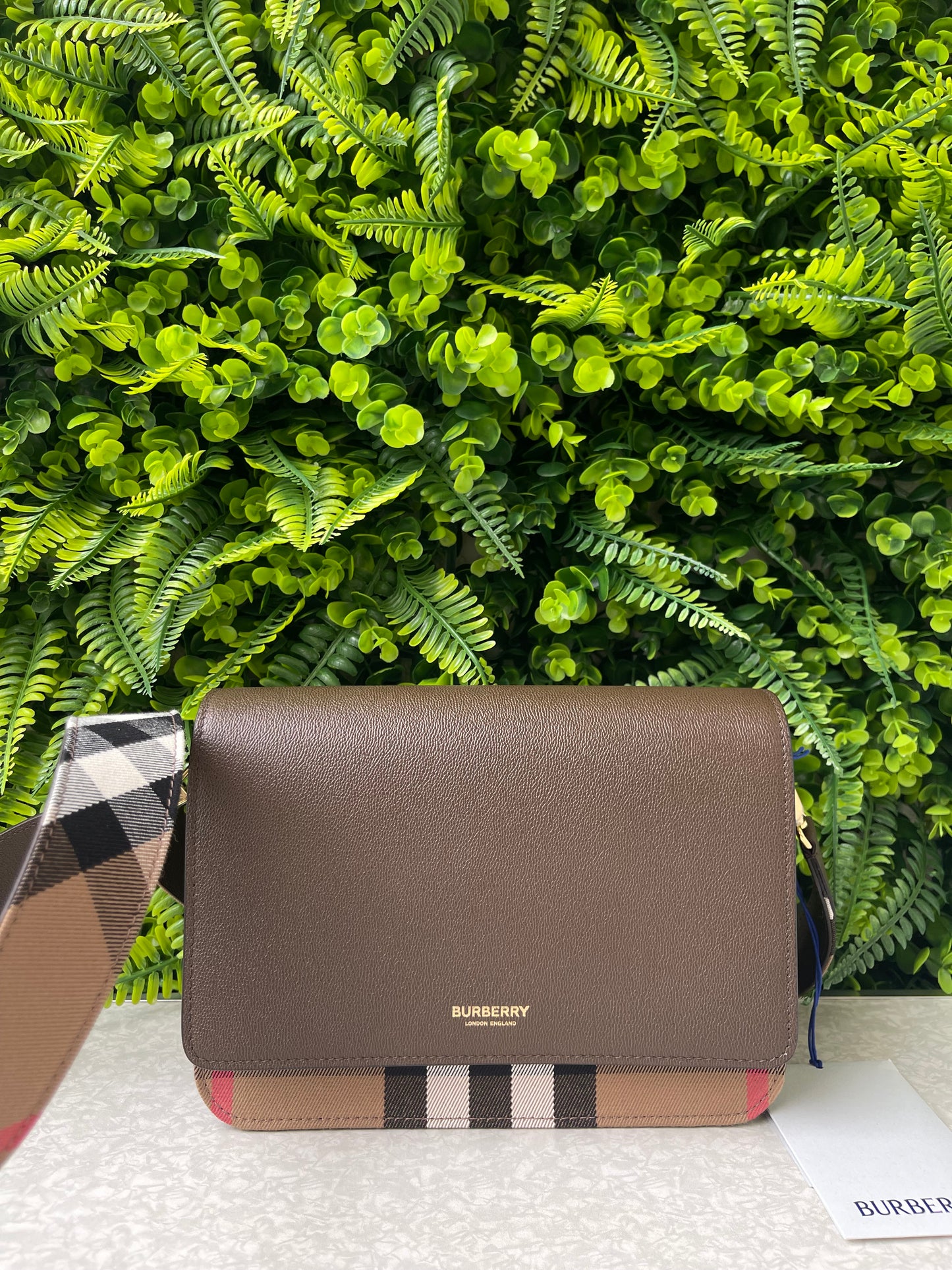 Burberry Mackford Check Marrom