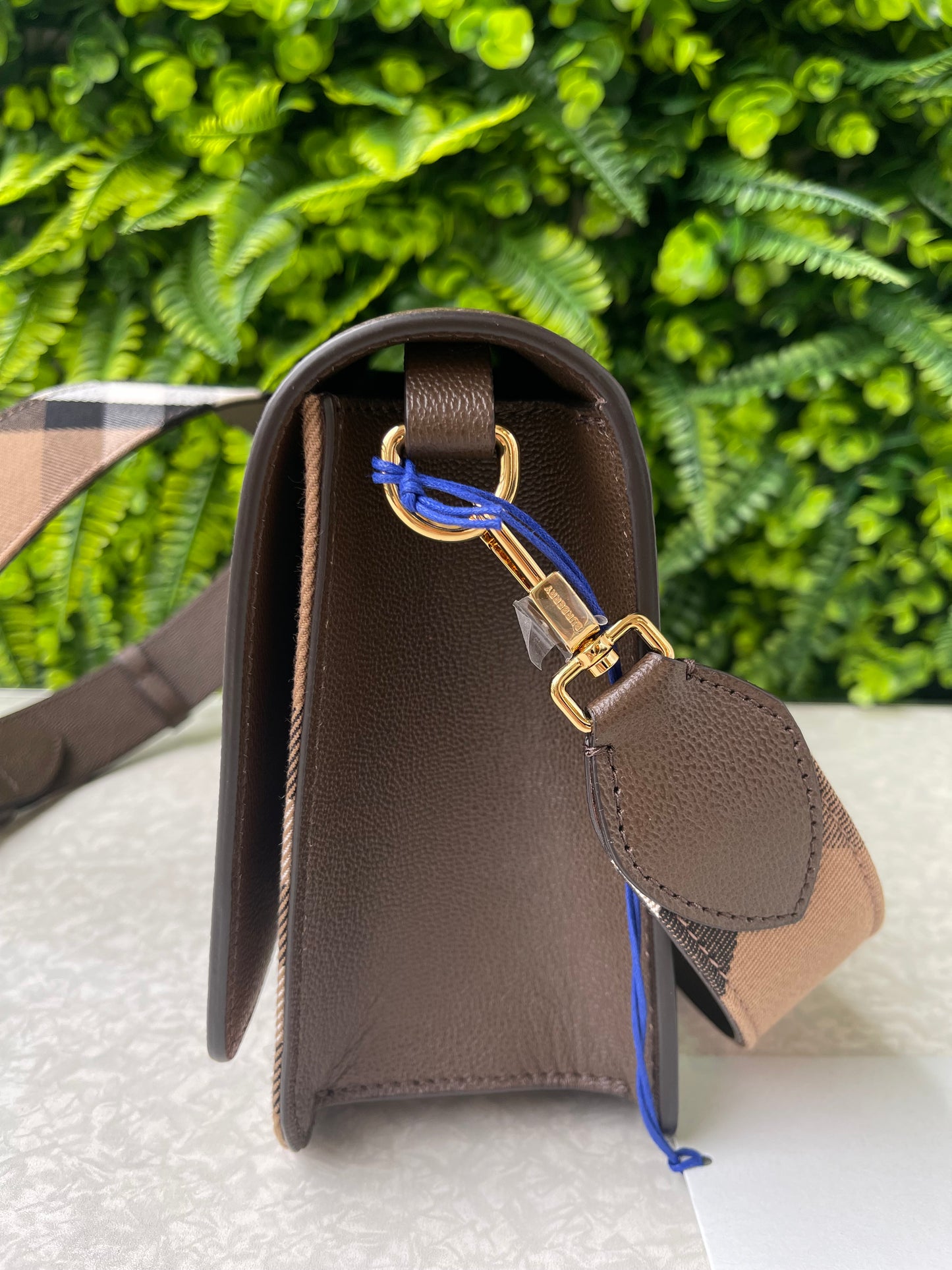 Burberry Mackford Check Marrom