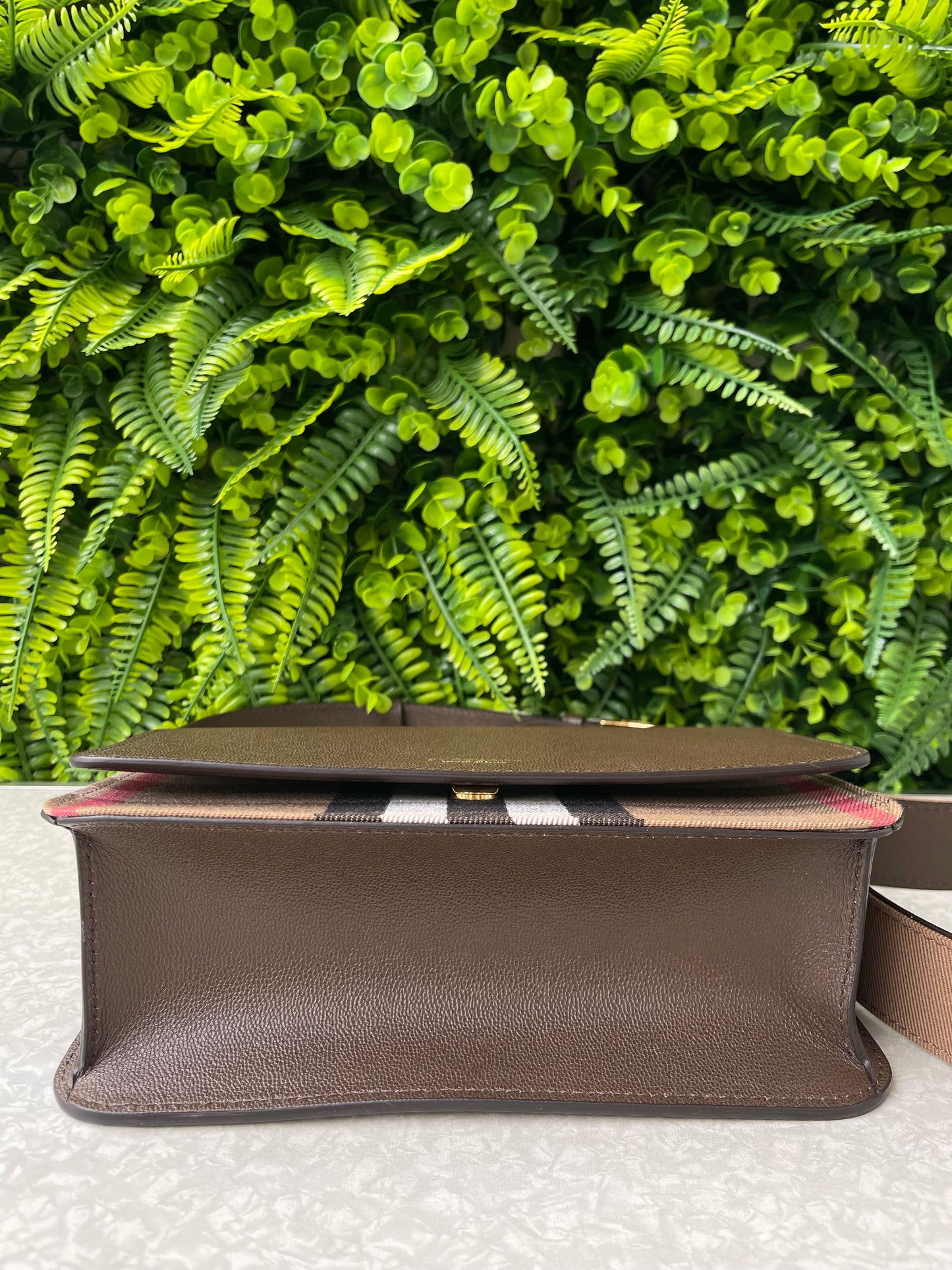 Burberry Mackford Check Marrom