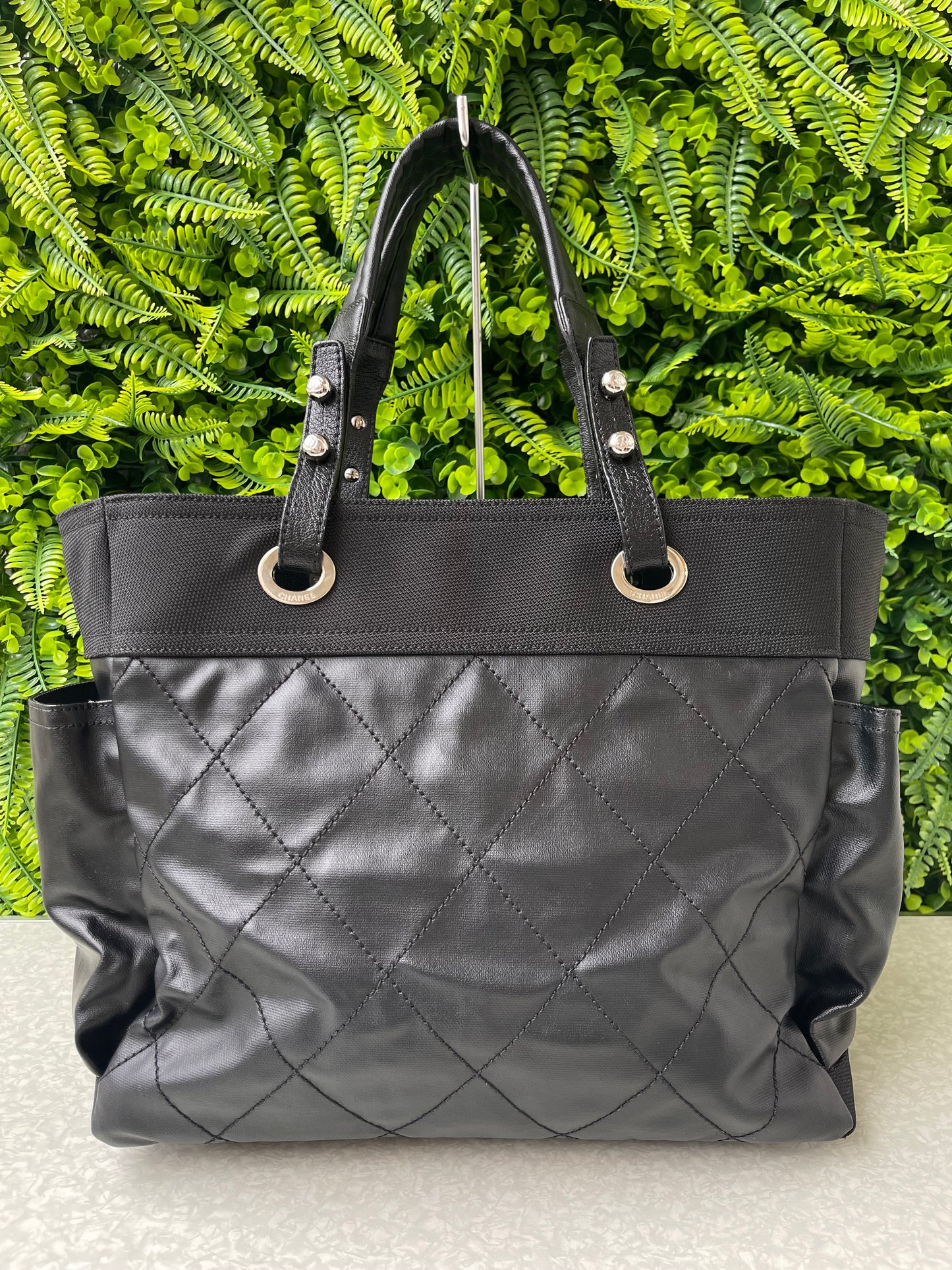 Chanel Tote Biarritz Preta