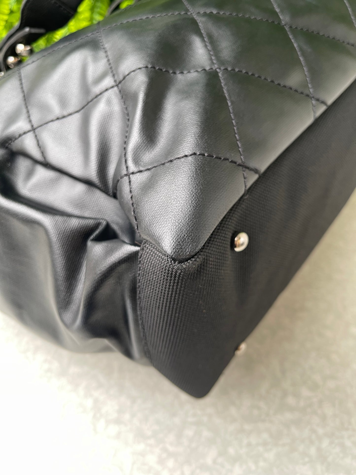 Chanel Tote Biarritz Preta