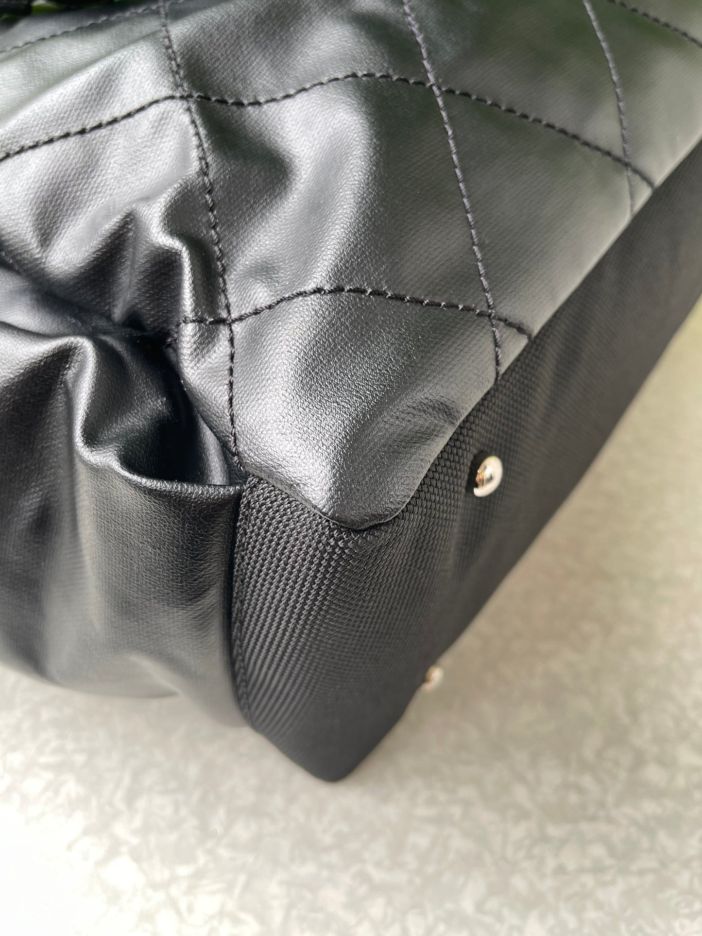 Chanel Tote Biarritz Preta