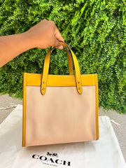 Coach Field Tote 22 Amarela