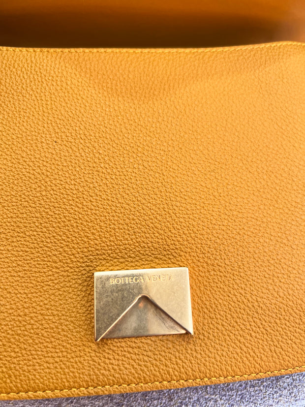 Bottega Small Mount Chain Bag Amarela