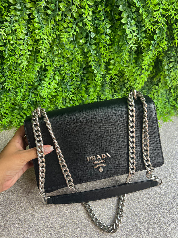 Prada Chain Preta