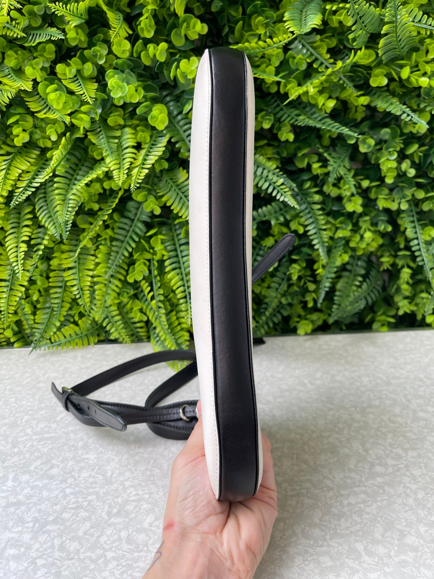 Prada Sidonie Leather Crossbody Branca