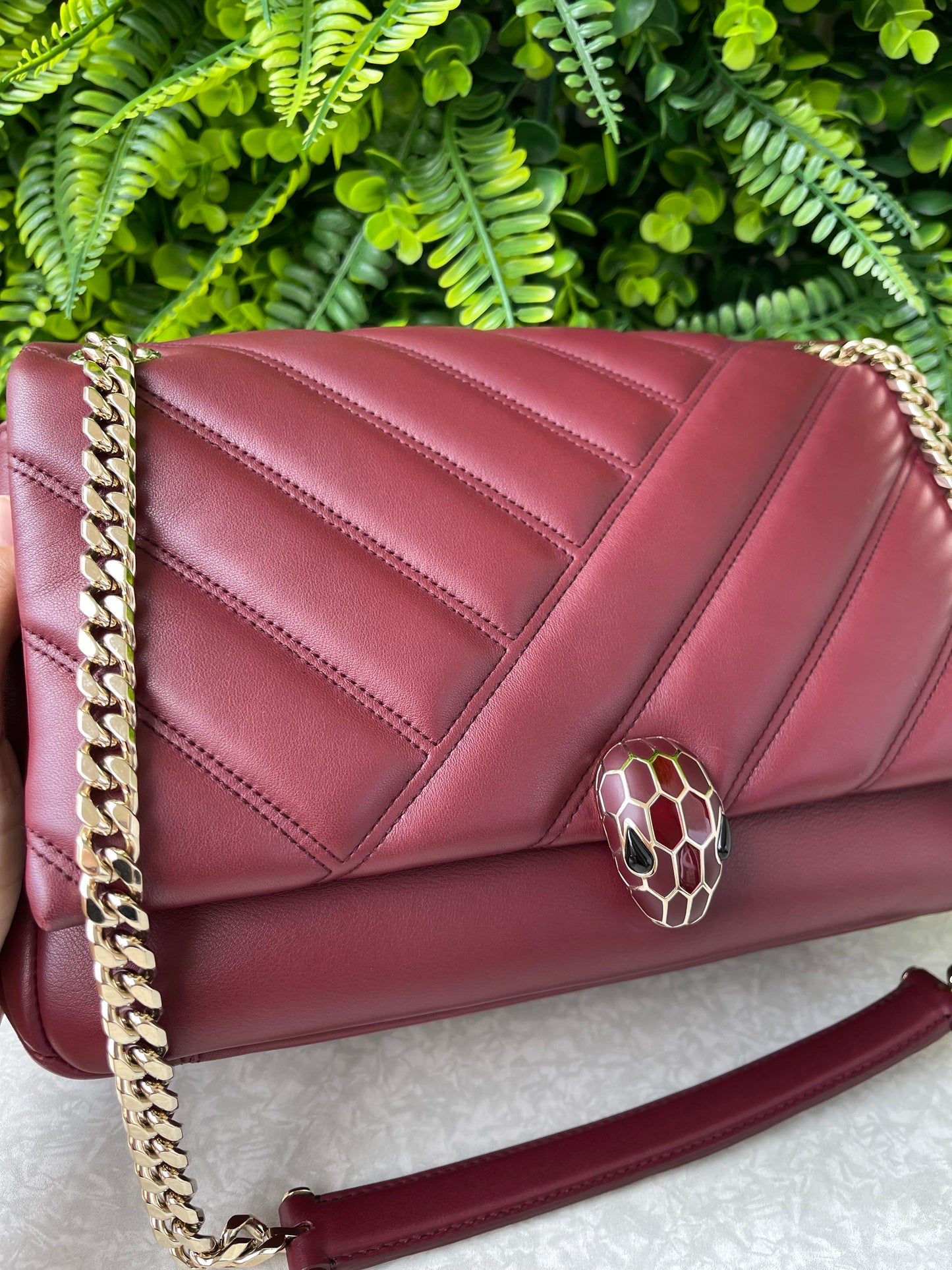 Bvlgari Serpenti Shoulder Bag Vermelha