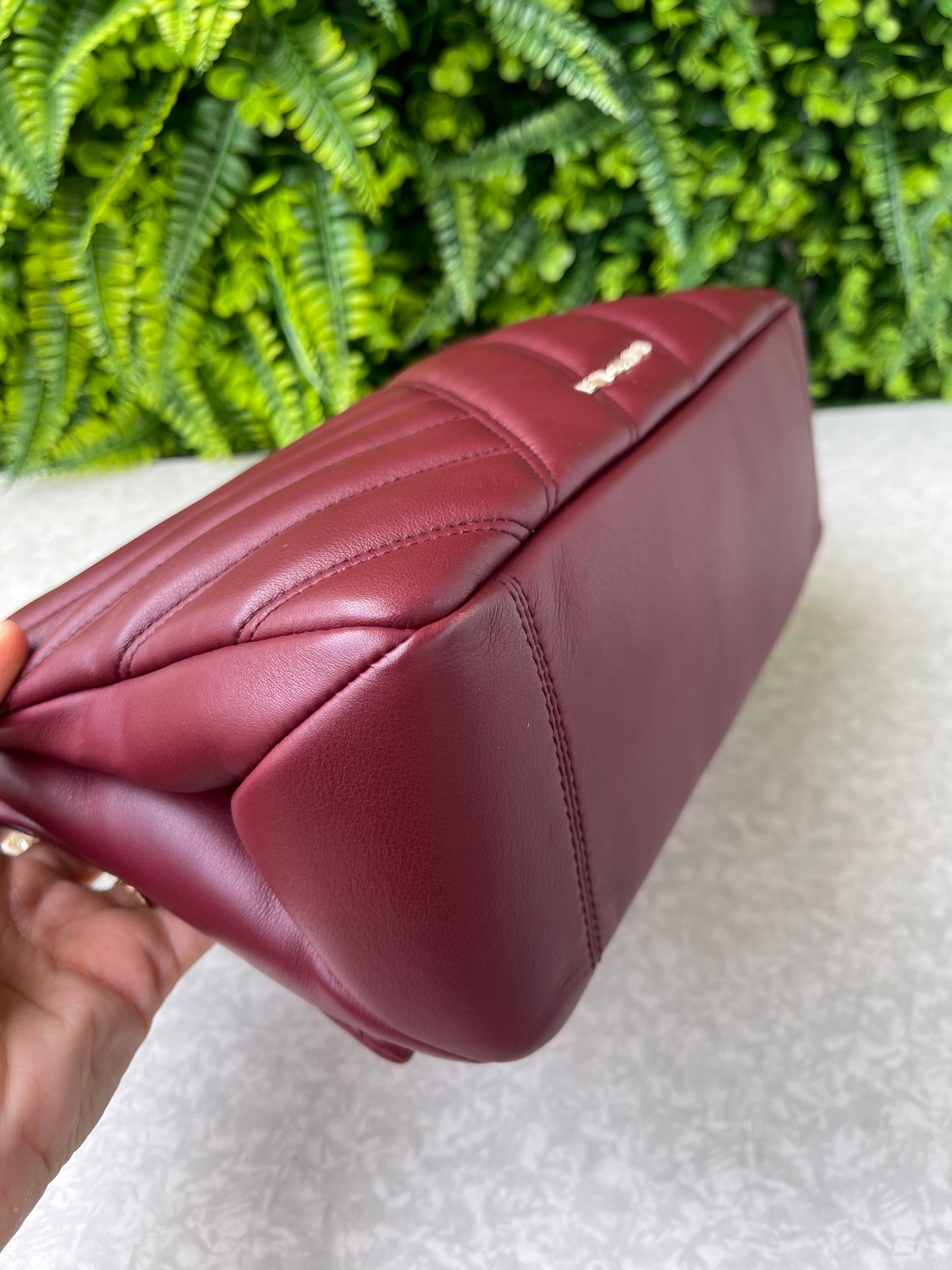 Bvlgari Serpenti Shoulder Bag Vermelha