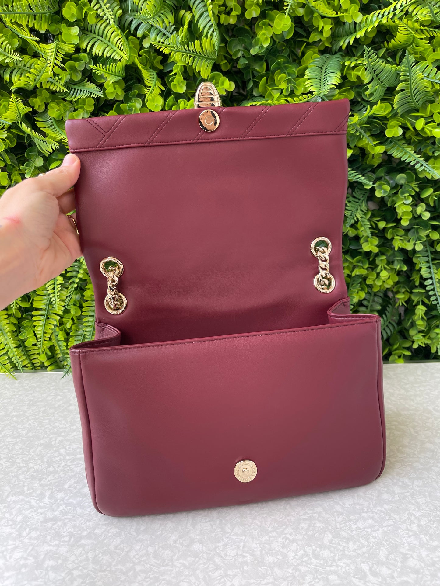 Bvlgari Serpenti Shoulder Bag Vermelha