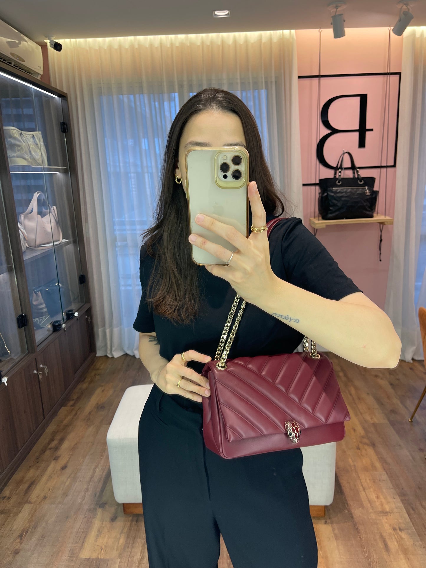 Bvlgari Serpenti Shoulder Bag Vermelha