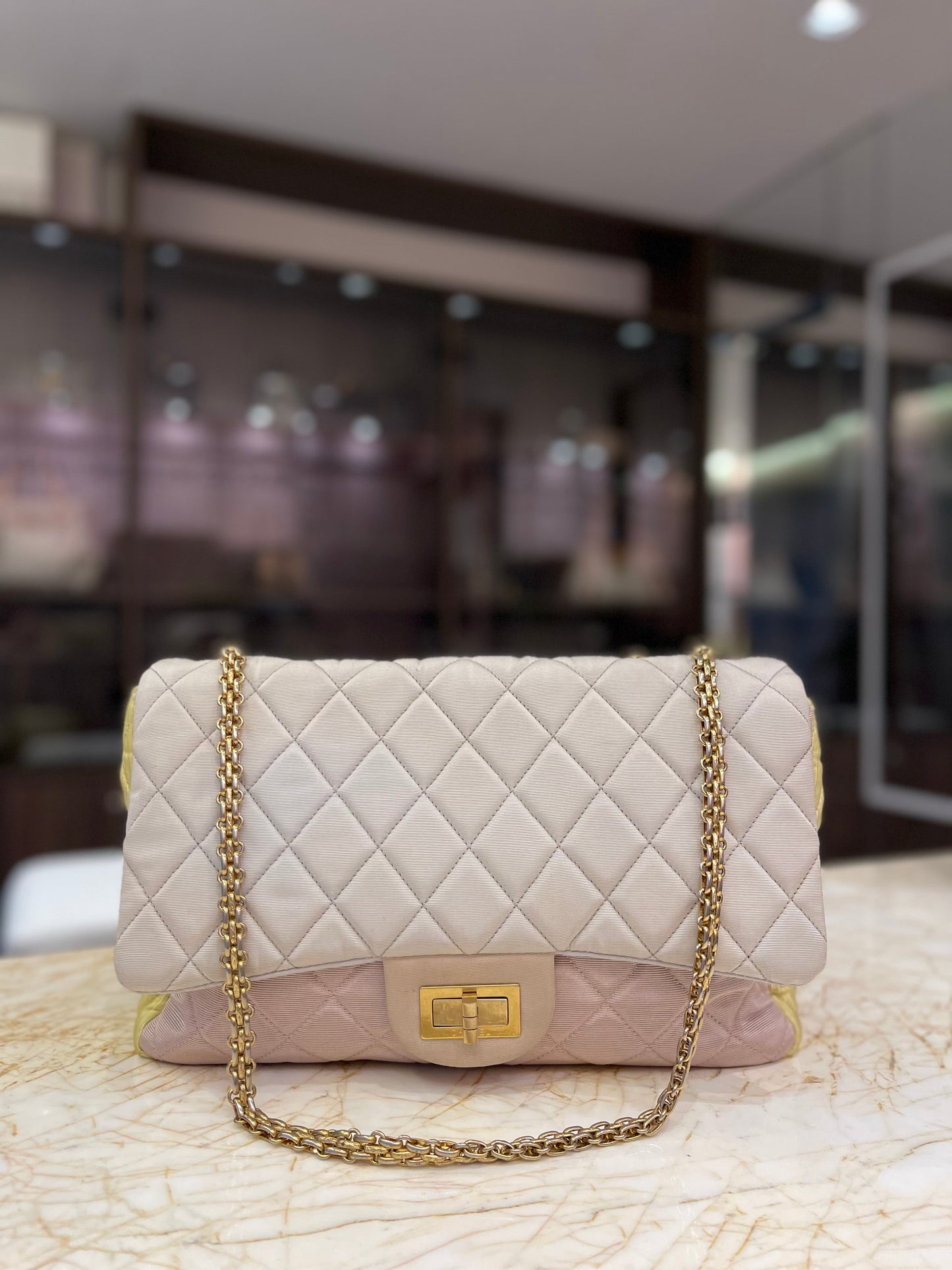 Chanel Reissue 2.55 Multicolour