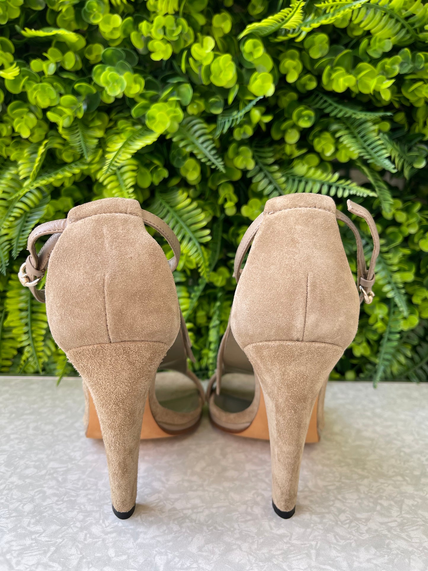 Sandália Gucci Suede Fringe